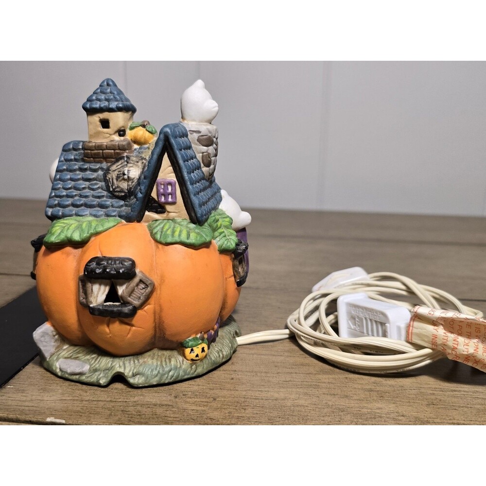 Vintage Porcelain Pumpkin Hand Painted Haunted House W/ Ghosts & Clock Tower - Picture 2 of 7